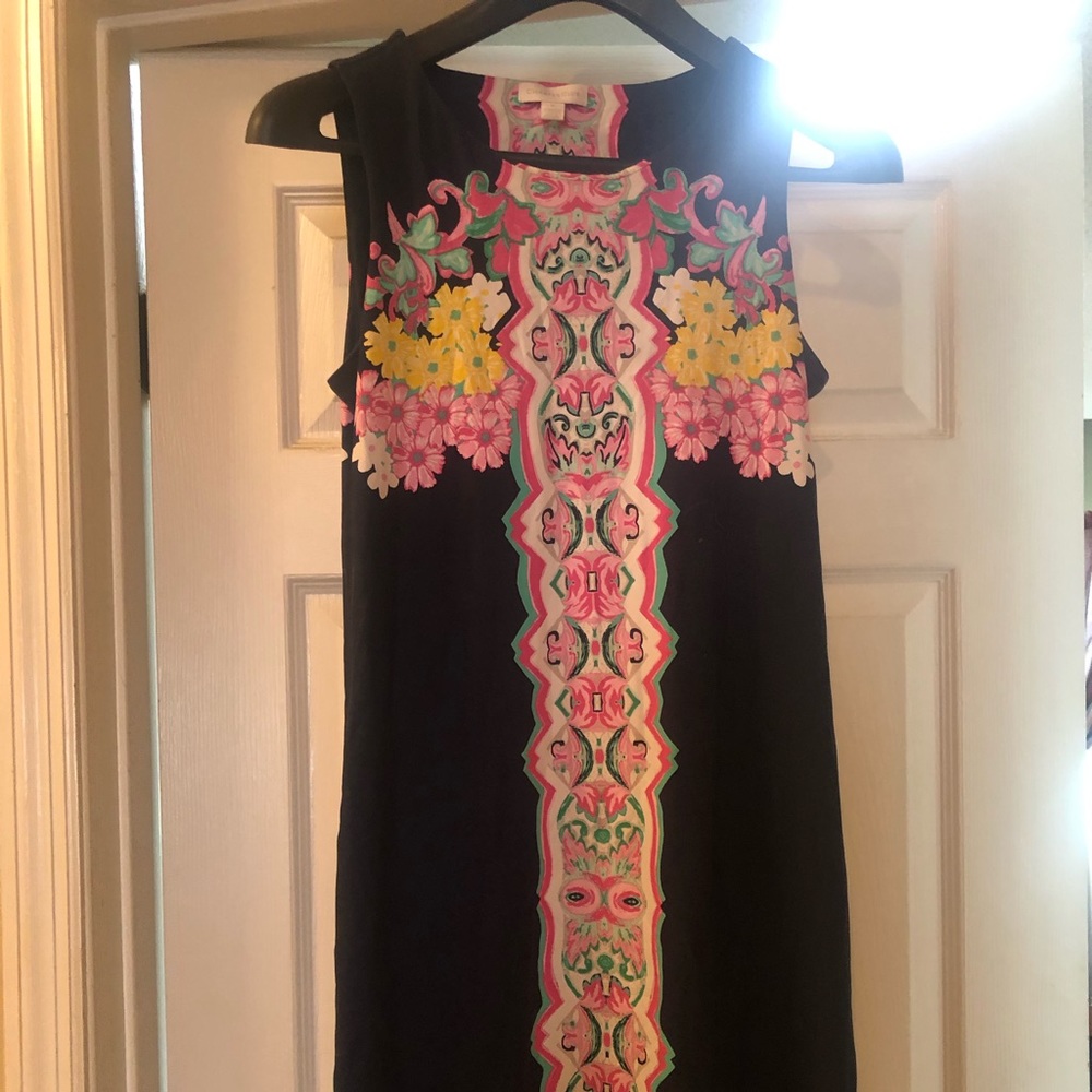 Sleeveless dress printed